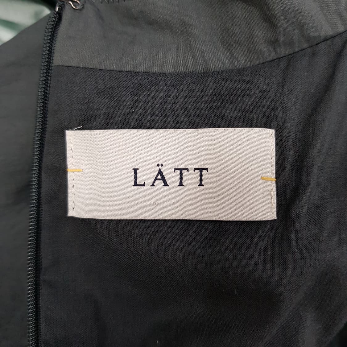 한섬 래트 2022 셔츠형 배색 원피스 82-94-160사이즈 상품이미지7