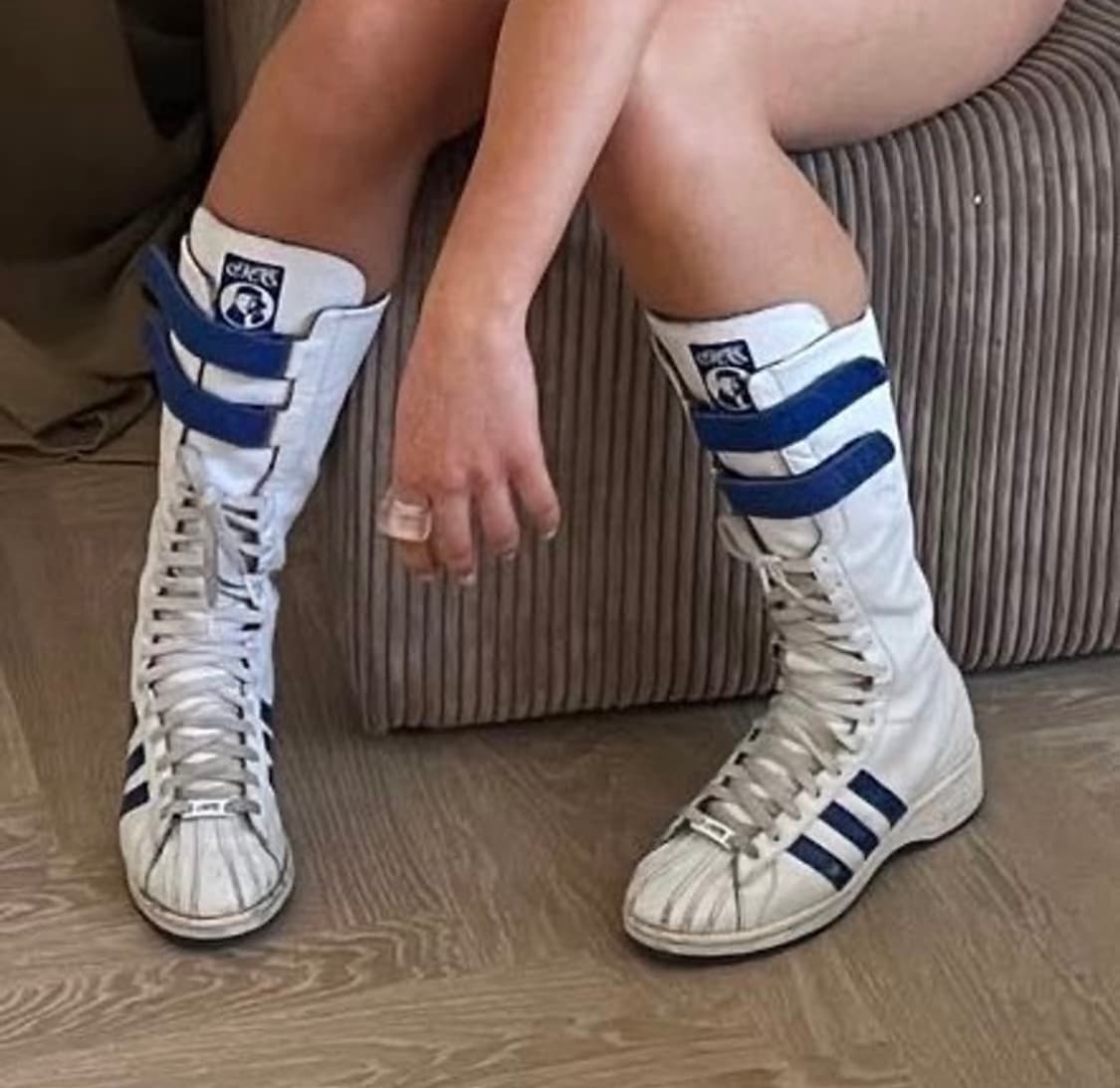 아디다스 스니커즈 복서 부츠 상품이미지4