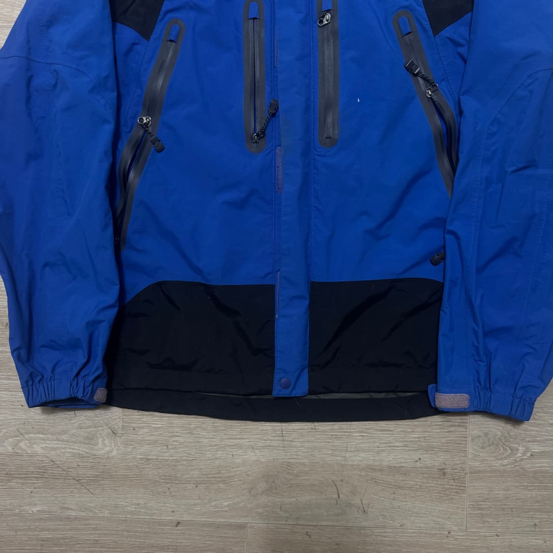 코오롱스포츠 고어텍스 테크니컬 바람막이 자켓 상품이미지3