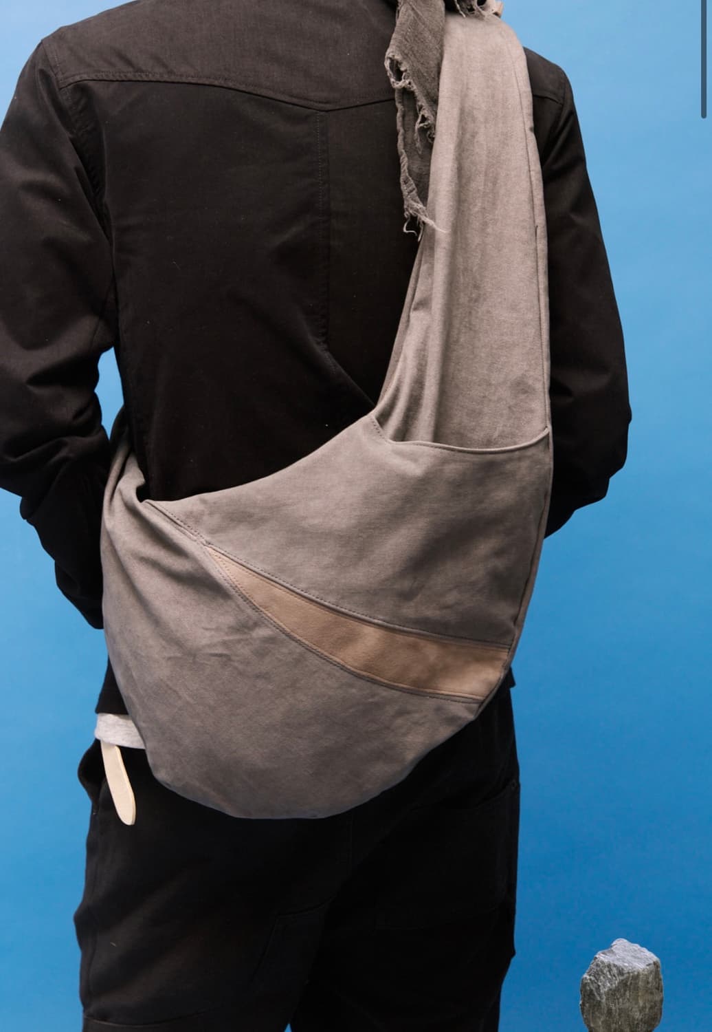 해칭룸  Curved Bag Grey 상품이미지6