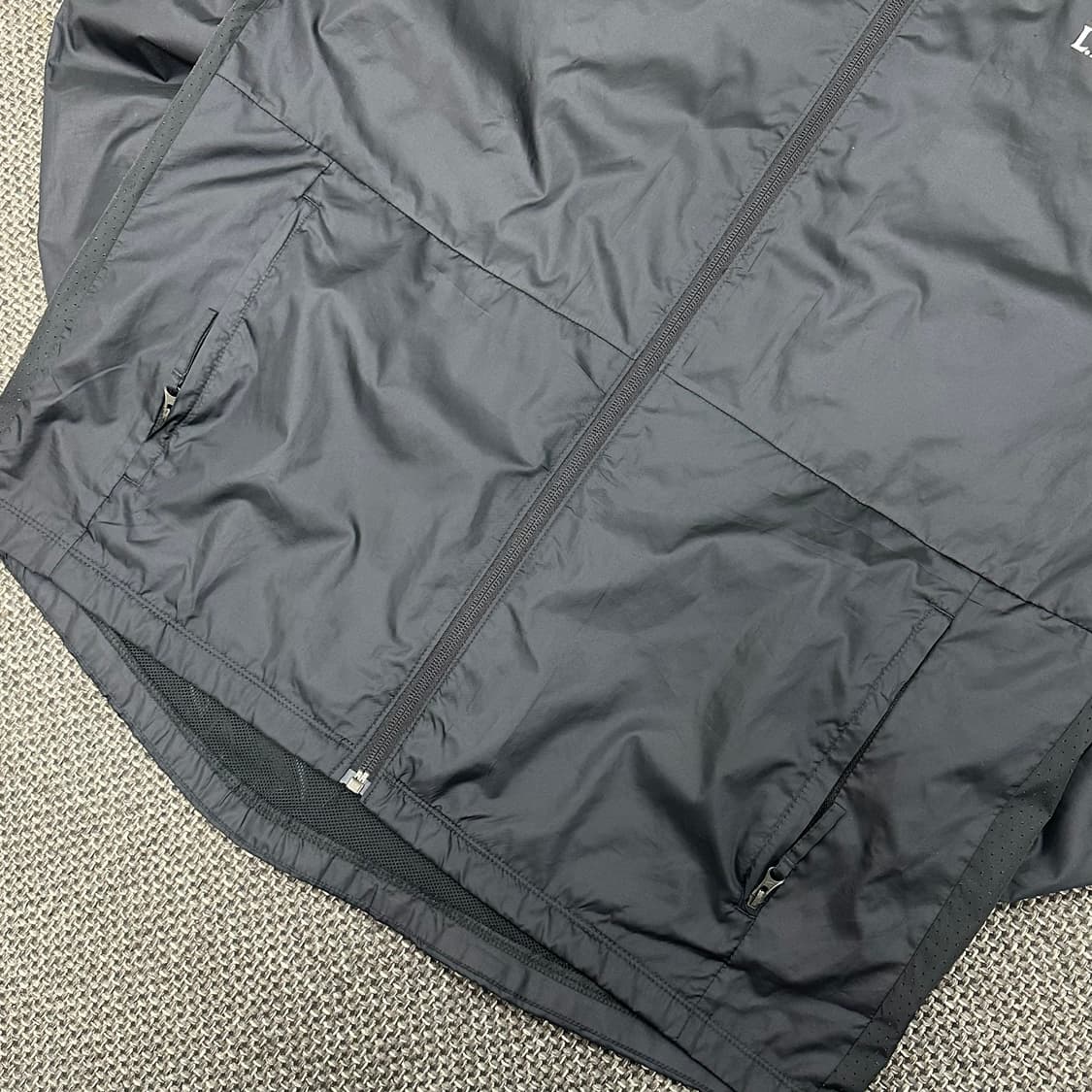 나이키 해외판 리버풀 레어템 바람막이 L 상품이미지5