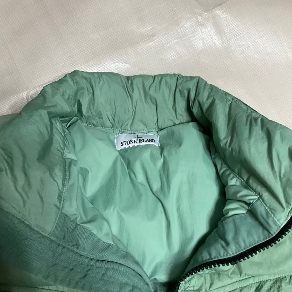 22FW 스톤아일랜드 크링클랩스 패딩 XL 상품이미지5