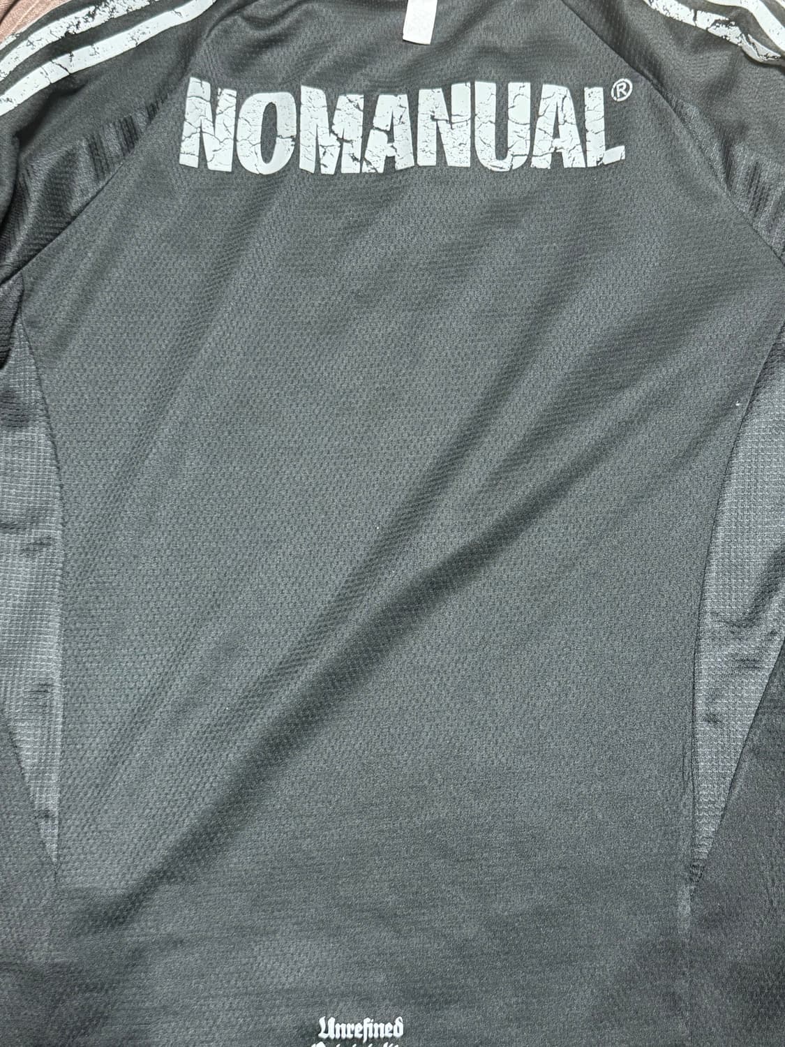 노매뉴얼 CRACKED LINE LONG SLEEVE 상품이미지3