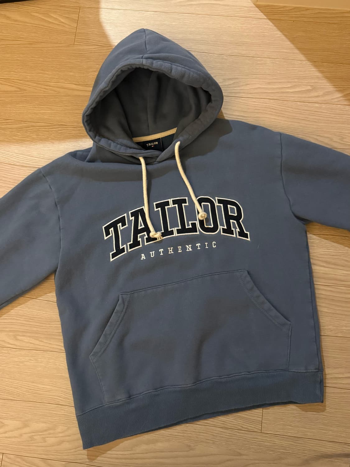 테일러 후드티 상품이미지1