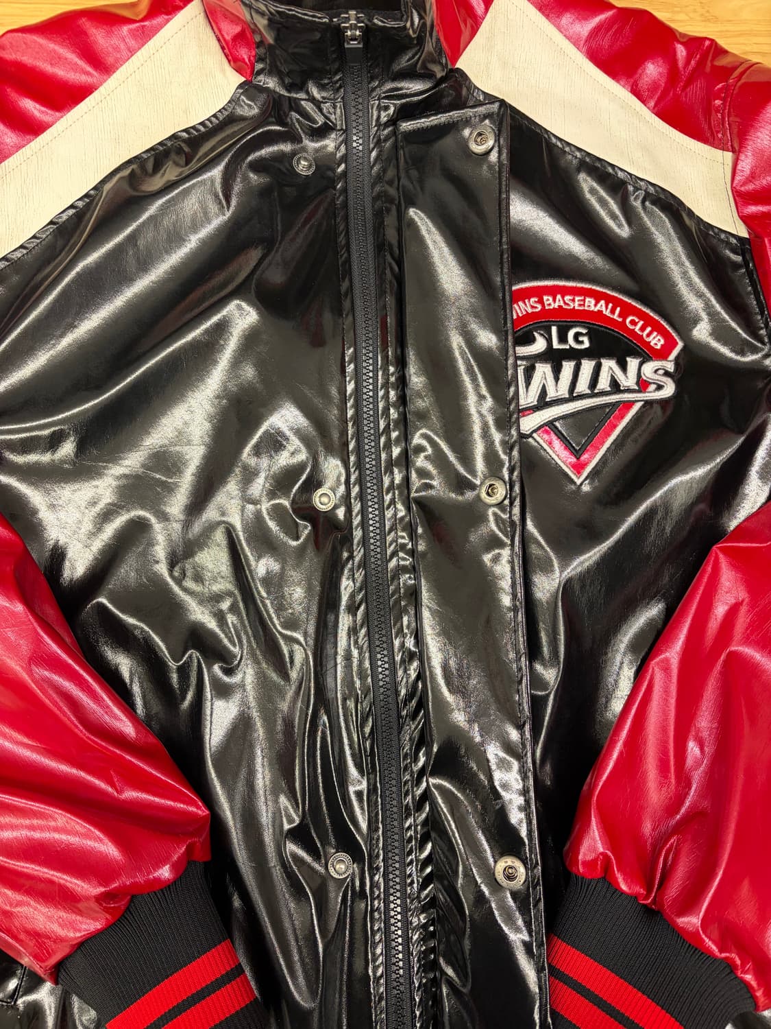 [L] LG 트윈스 atc 유광 야구 점퍼 상품이미지6