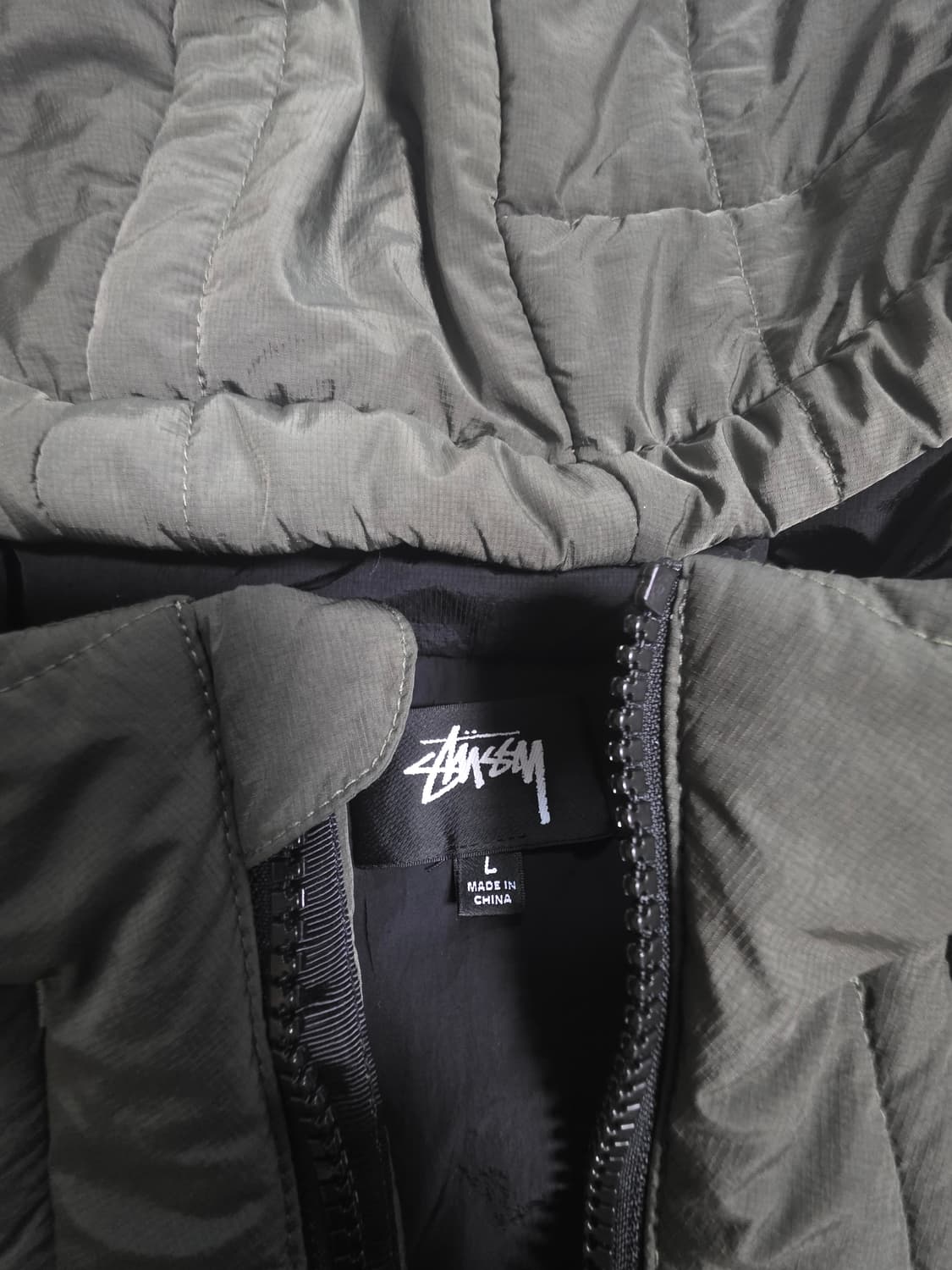 스투시 프리마로프트 마운틴 패딩 L사이즈 상품이미지4