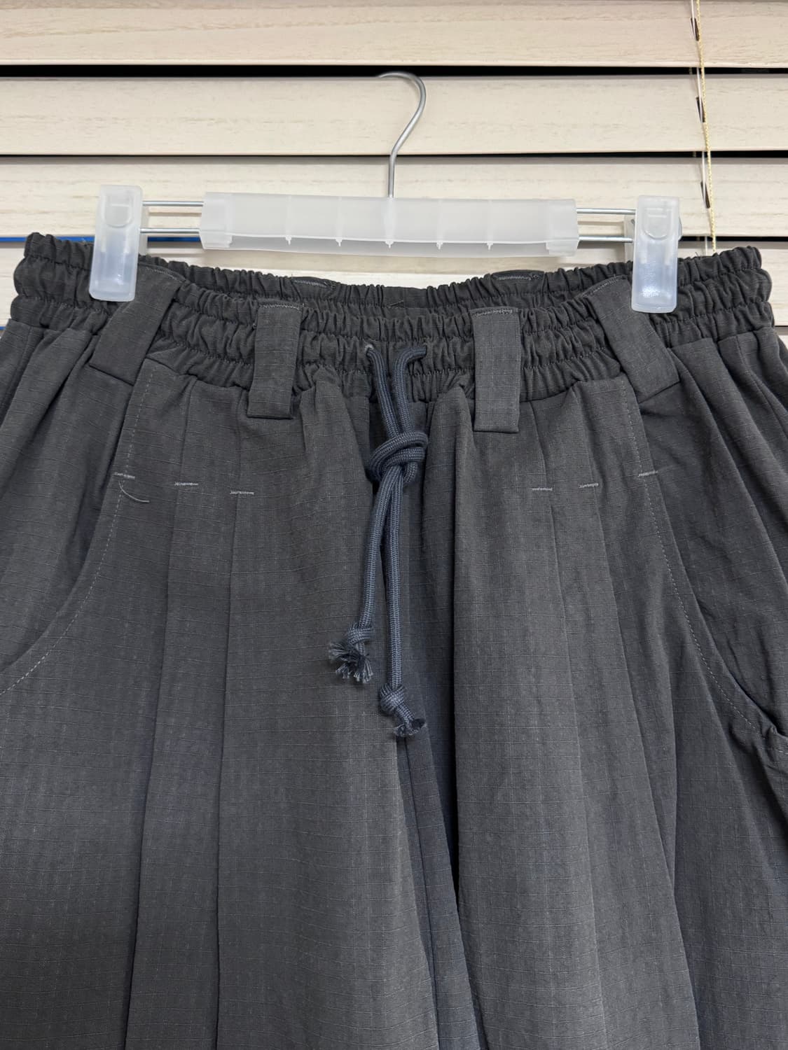 메모리 스페이스 - 6턱 스트링 팬츠 상품이미지5