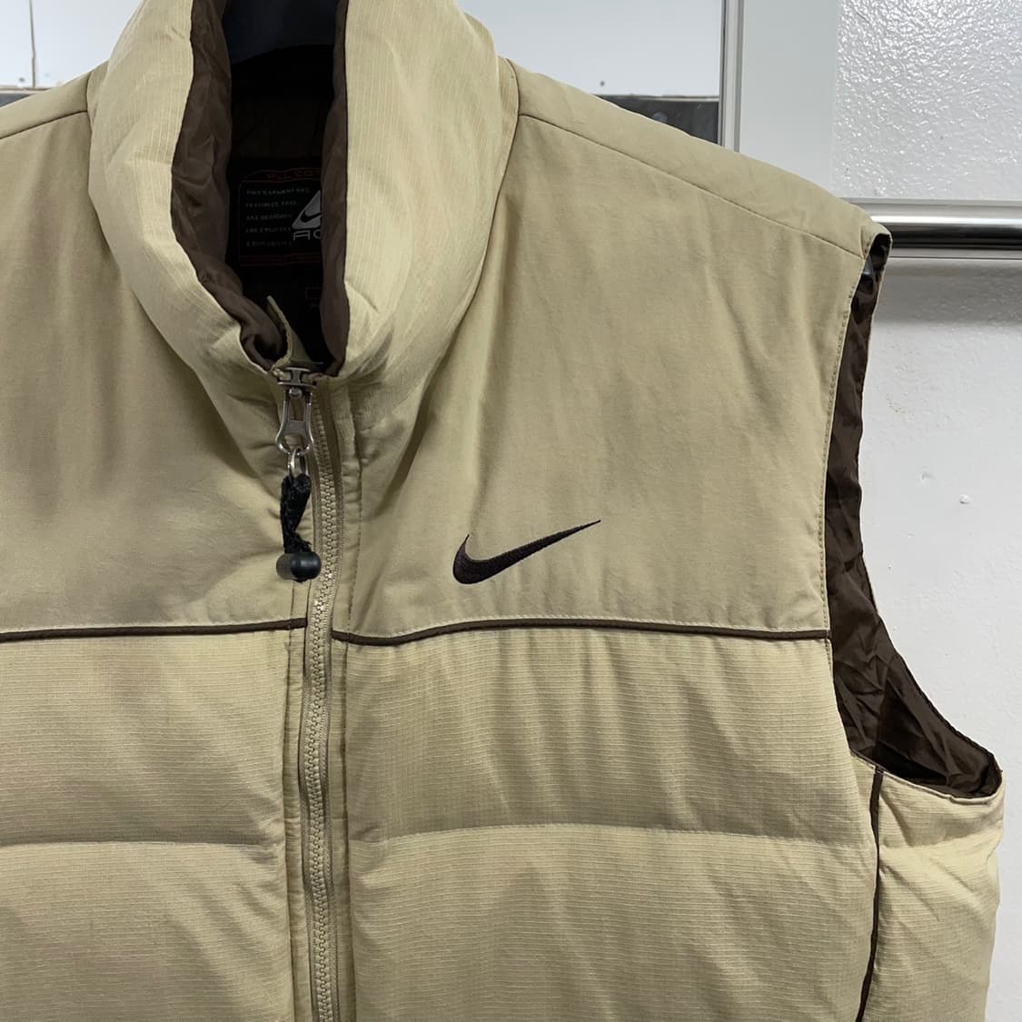 나이키 ACG 구스다운 조끼패딩 M 상품이미지3