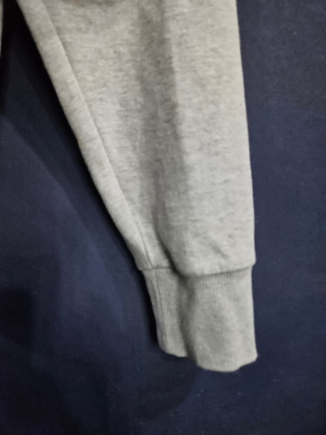 내셔널지오그래픽 그레이 남성 세미오버핏 95 맨투맨  상품이미지5