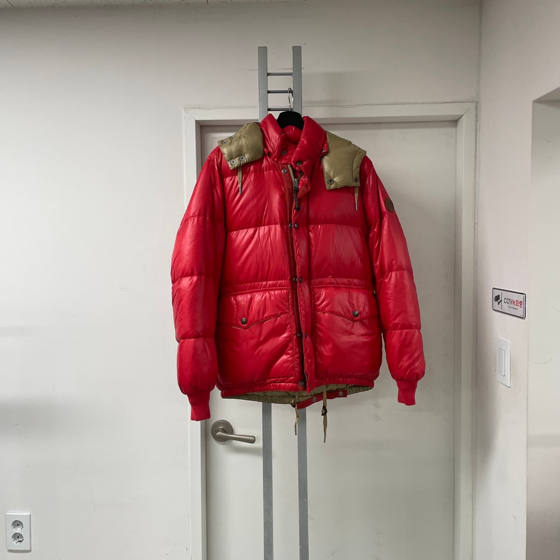 폴로 랄프로렌 레드 패딩 M 상품이미지1