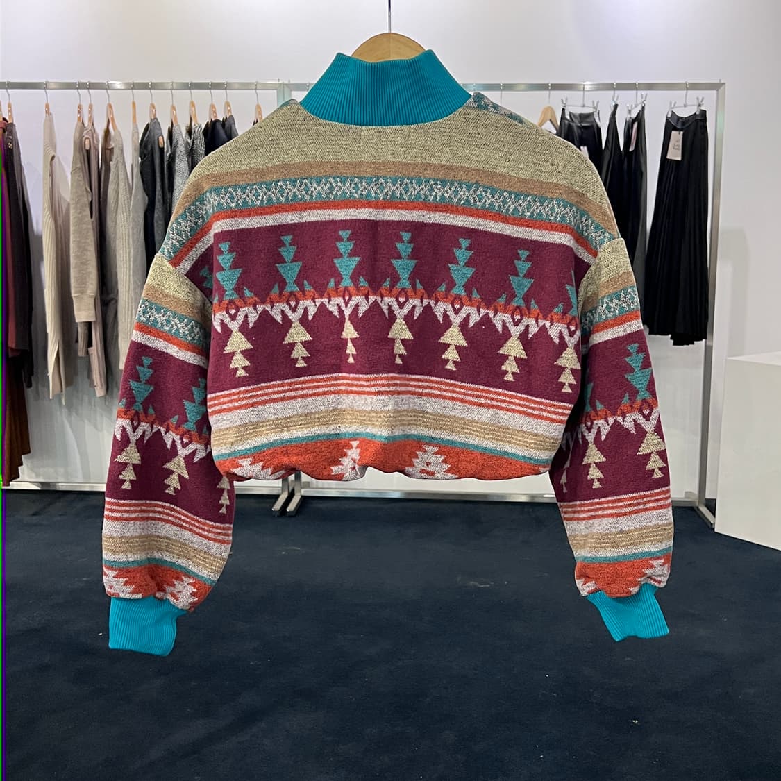 빈티지 하프집업 노르딕 크롭맨투맨 상품이미지2