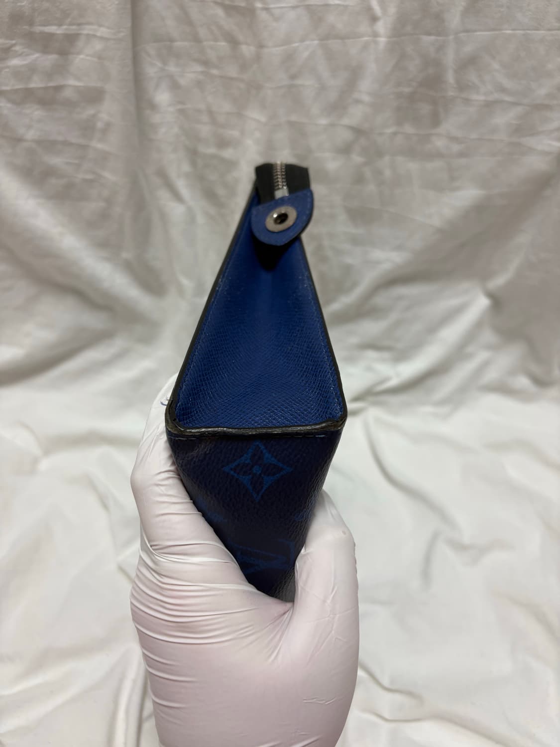 [키링포함/정품] 루이비통 포쉐트 보야주 MM 클러치 퍼시픽블루 상품이미지6