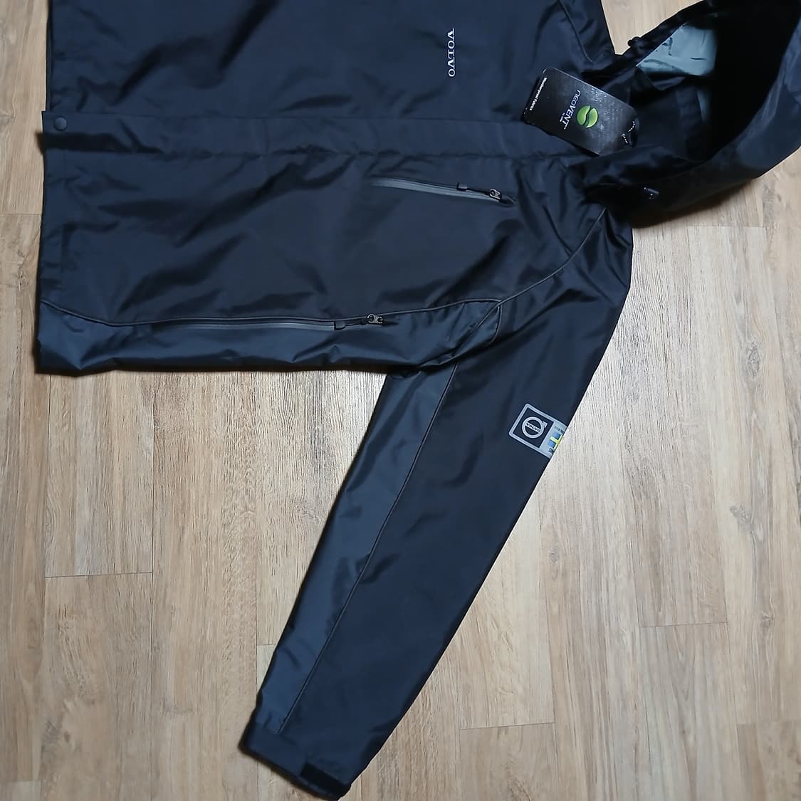 택붙은 미사용 Volvo 볼보 바람막이 자켓 xl 105 상품이미지5