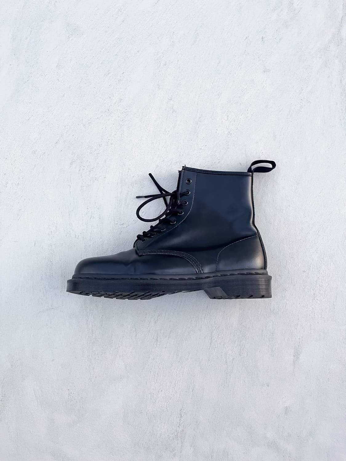 Dr. Martens 1460 Mono (UK 9) 상품이미지1