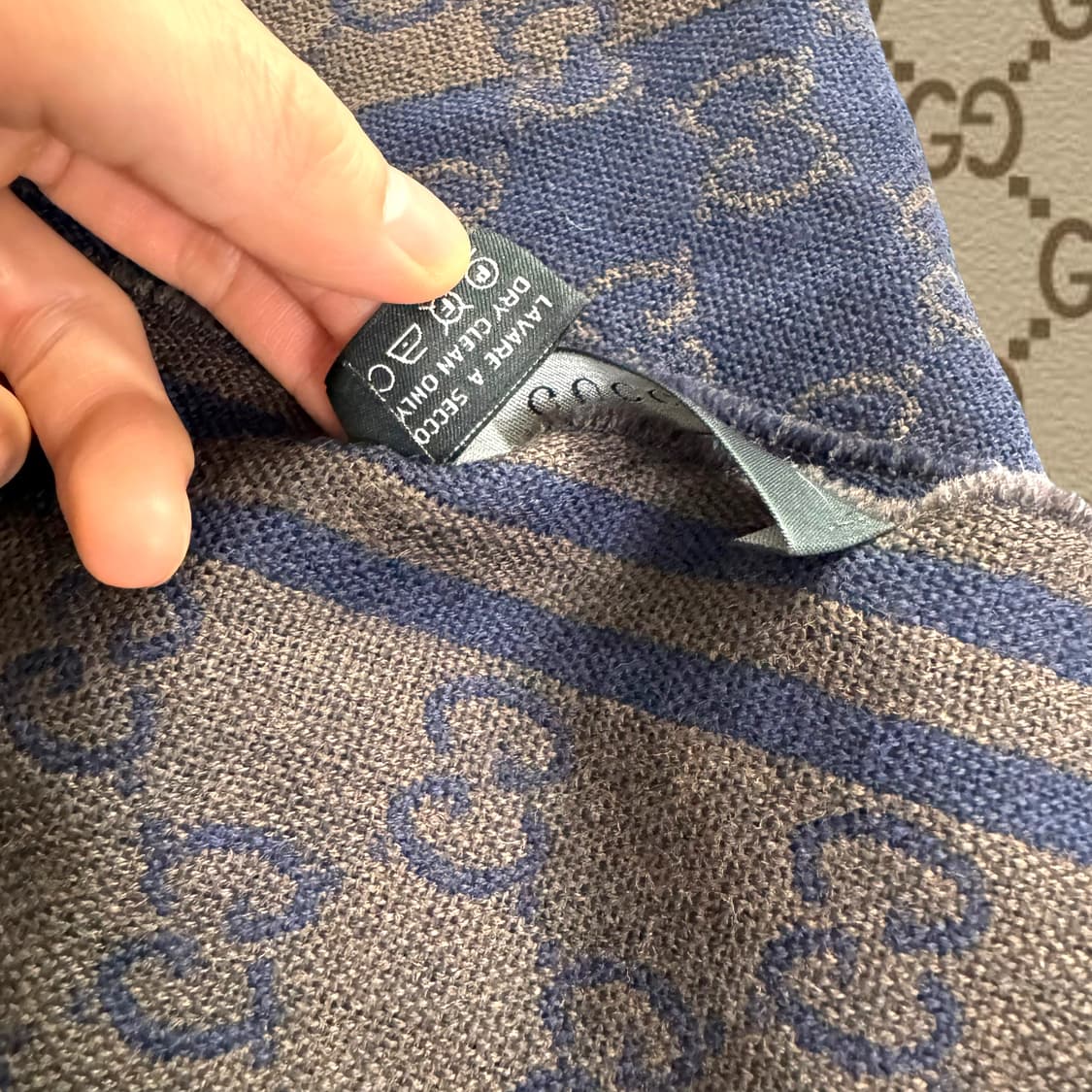 정품 구찌 모노그램 머플러 상품이미지7