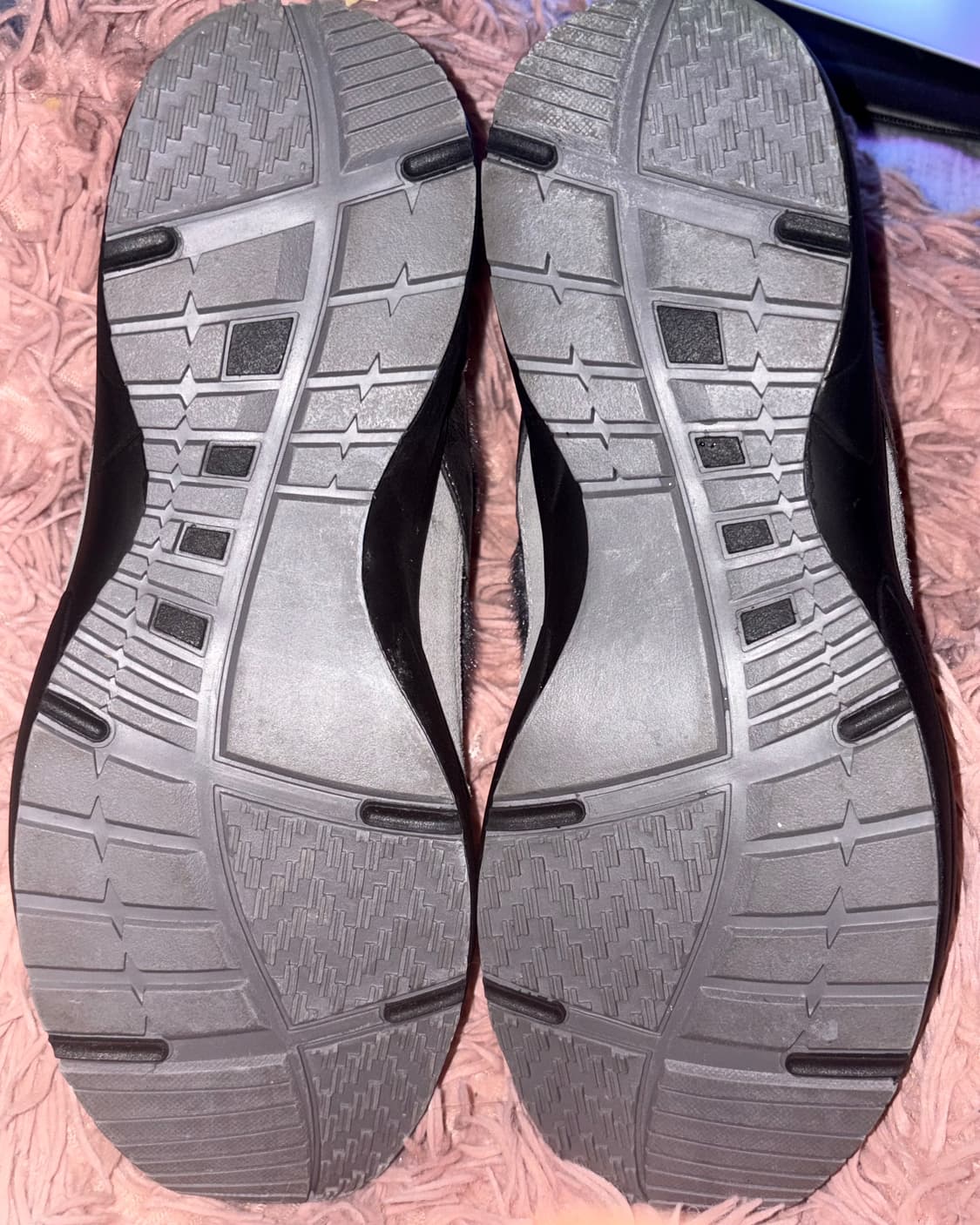 y2k 갸루깔 MLB 실버&블랙 겨울 털 슈즈 상품이미지4