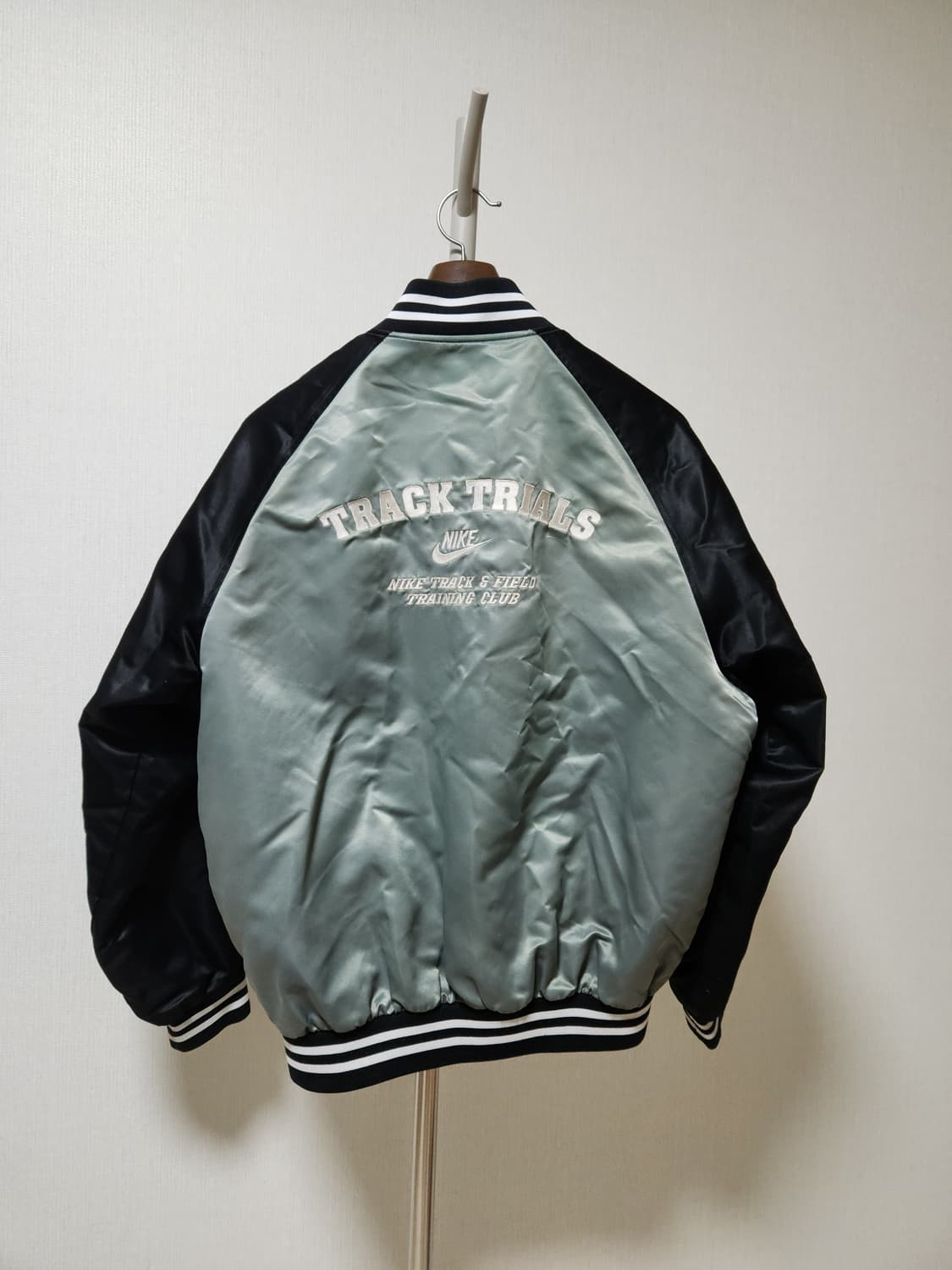 나이키 스타디움 점퍼 블랙/카키그레이 야구잠바 L 상품이미지2