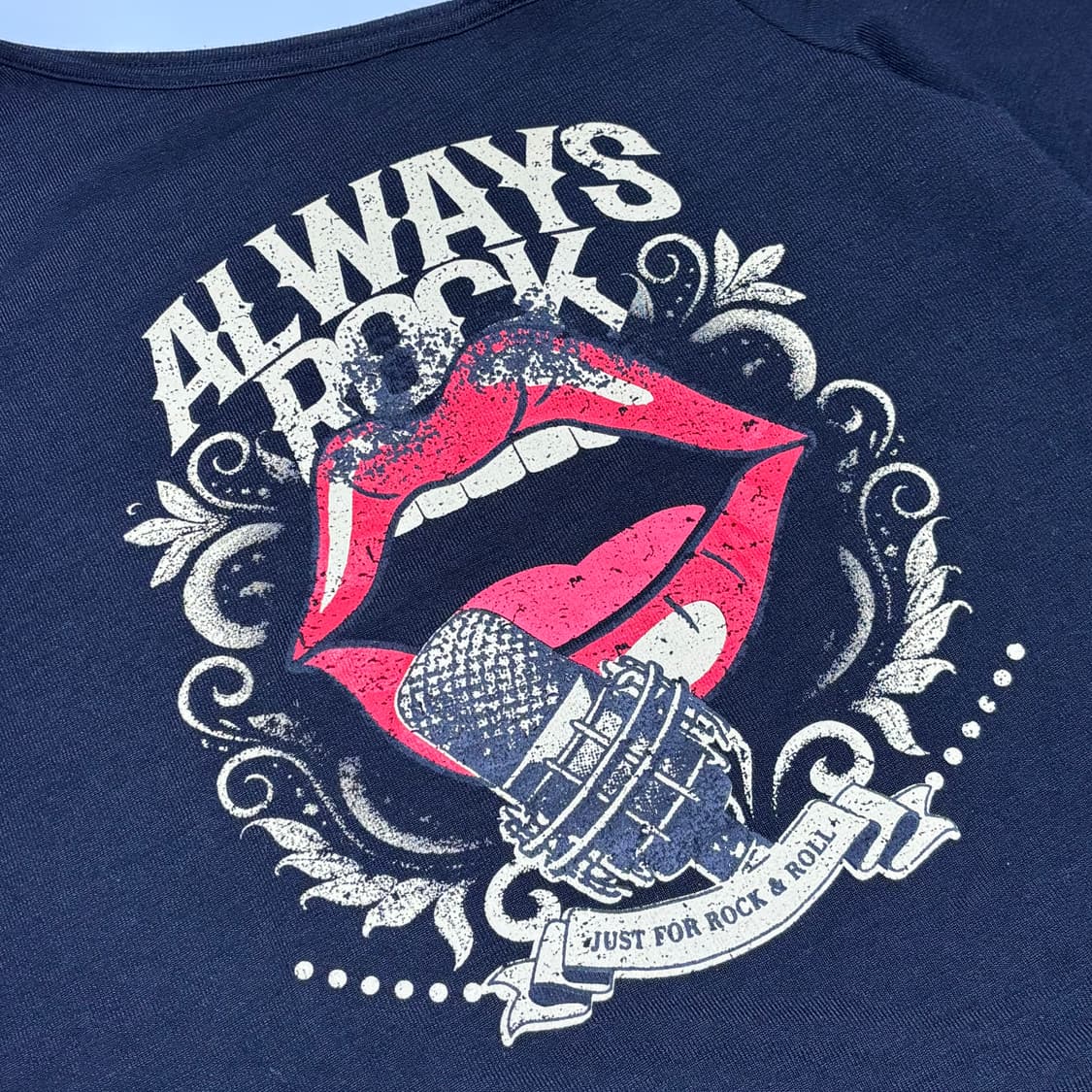 에머리 로즈 빈티지 락 시크 오프숄더 티셔츠 상품이미지2