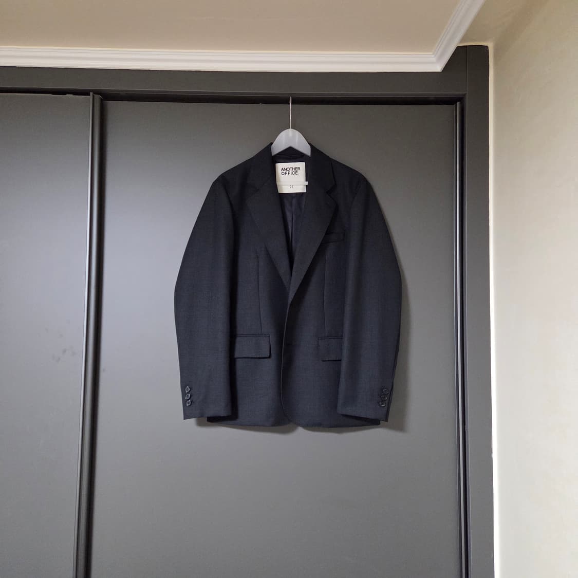 [1] 어나더오피스 레거시 울 블레이저 차콜 / 다크그레이 자켓 상품이미지1