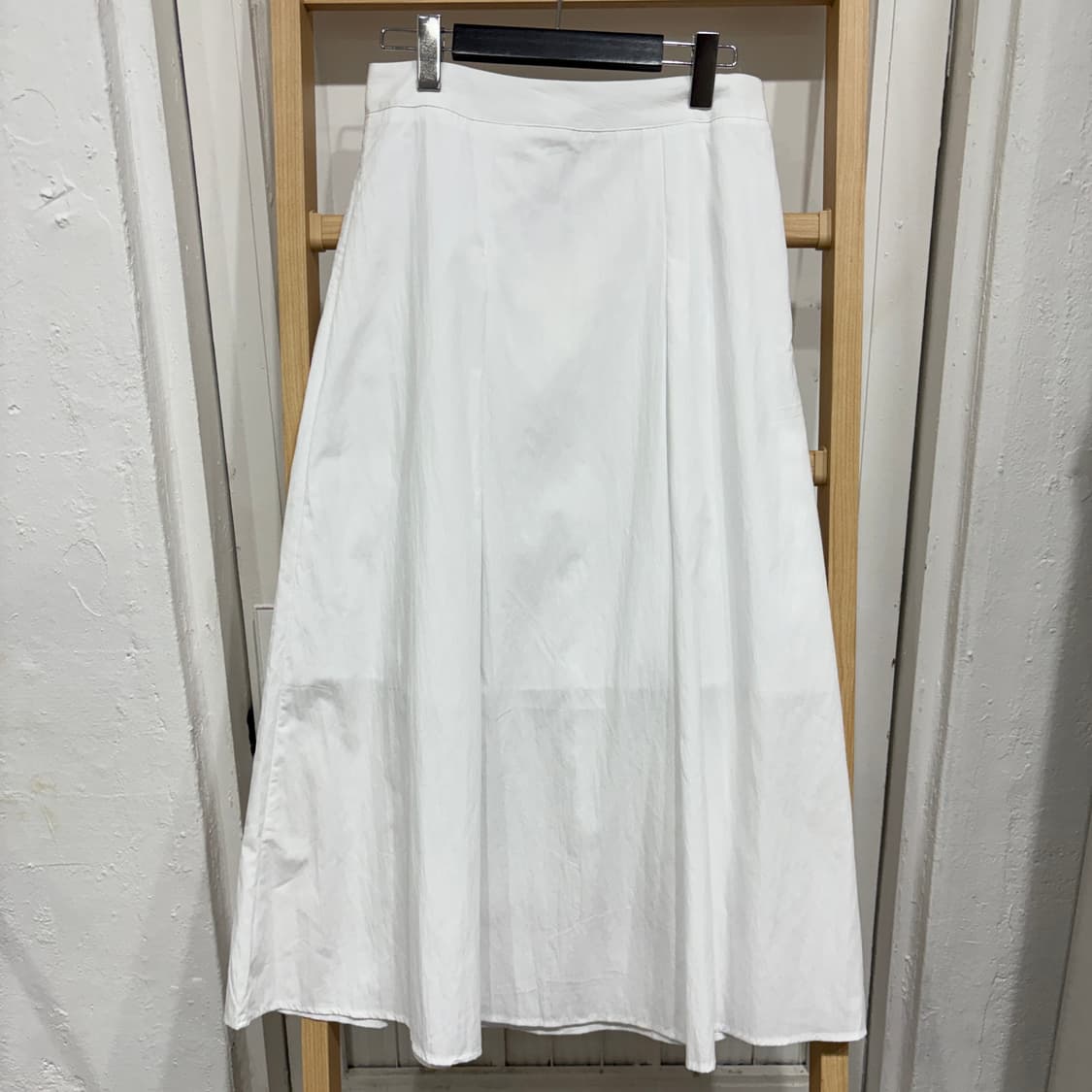 [새상품] 플레어 바스락 여성 롱 스커트 상품이미지4