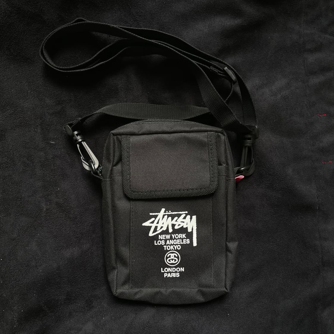 스투시 월드투어 미니 크로스백 상품이미지4