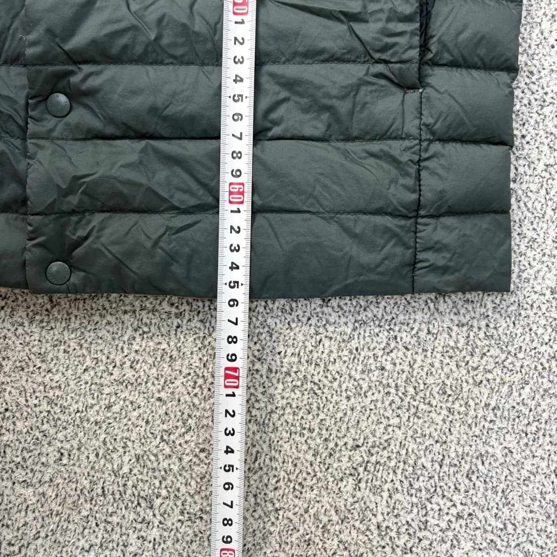 실측확인 유니클로 브이넥 경량 패딩 0428J 상품이미지8