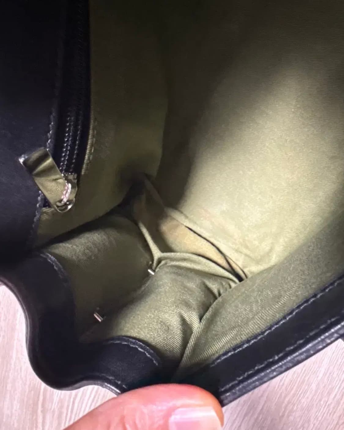 페라가모 간치니 숄더백(한남동 포쉬빈티지) 상품이미지9