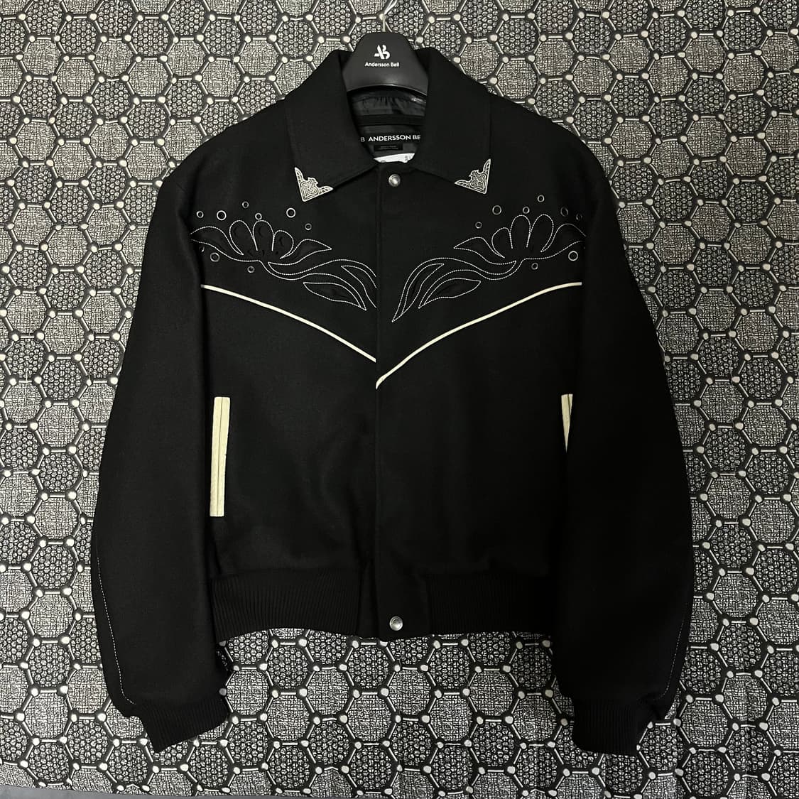 [L] 앤더슨벨 르망 울 블루종 자켓 awa553m 블랙 상품이미지1