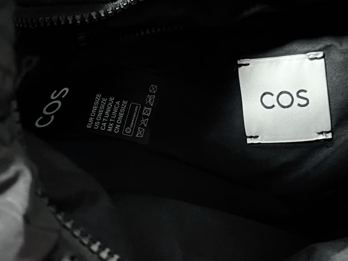 COS 코스 리플 크로스 바디백 블랙 상품이미지2