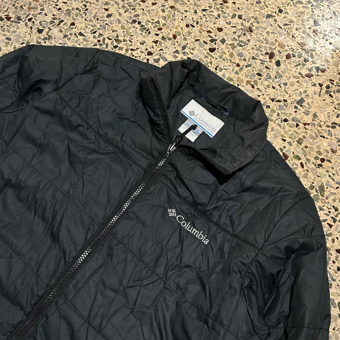 콜롬비아(Columbia) 블랙 경량패딩 지켓 상품이미지2