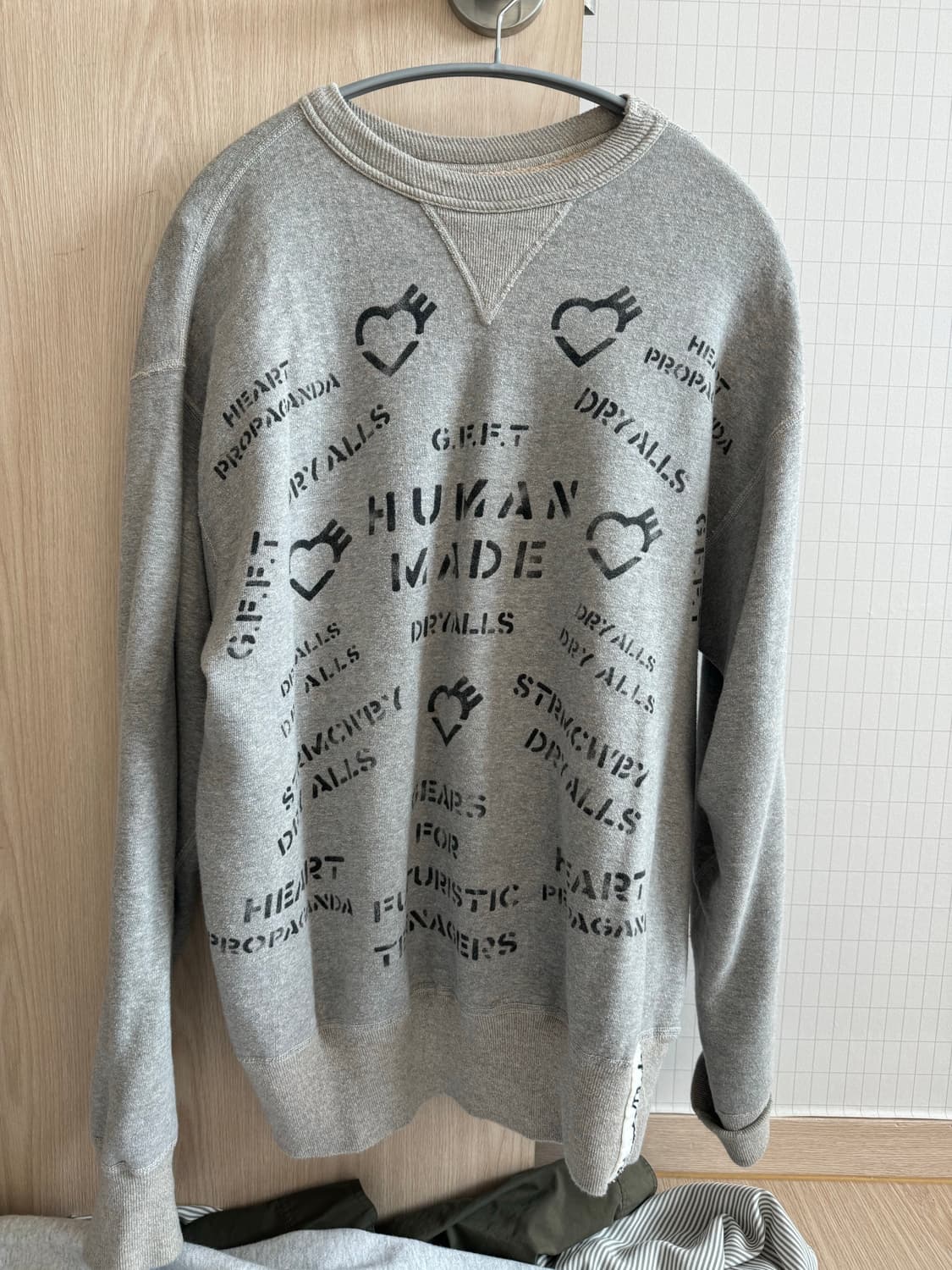 휴먼메이드 맨투맨 L 상품이미지1