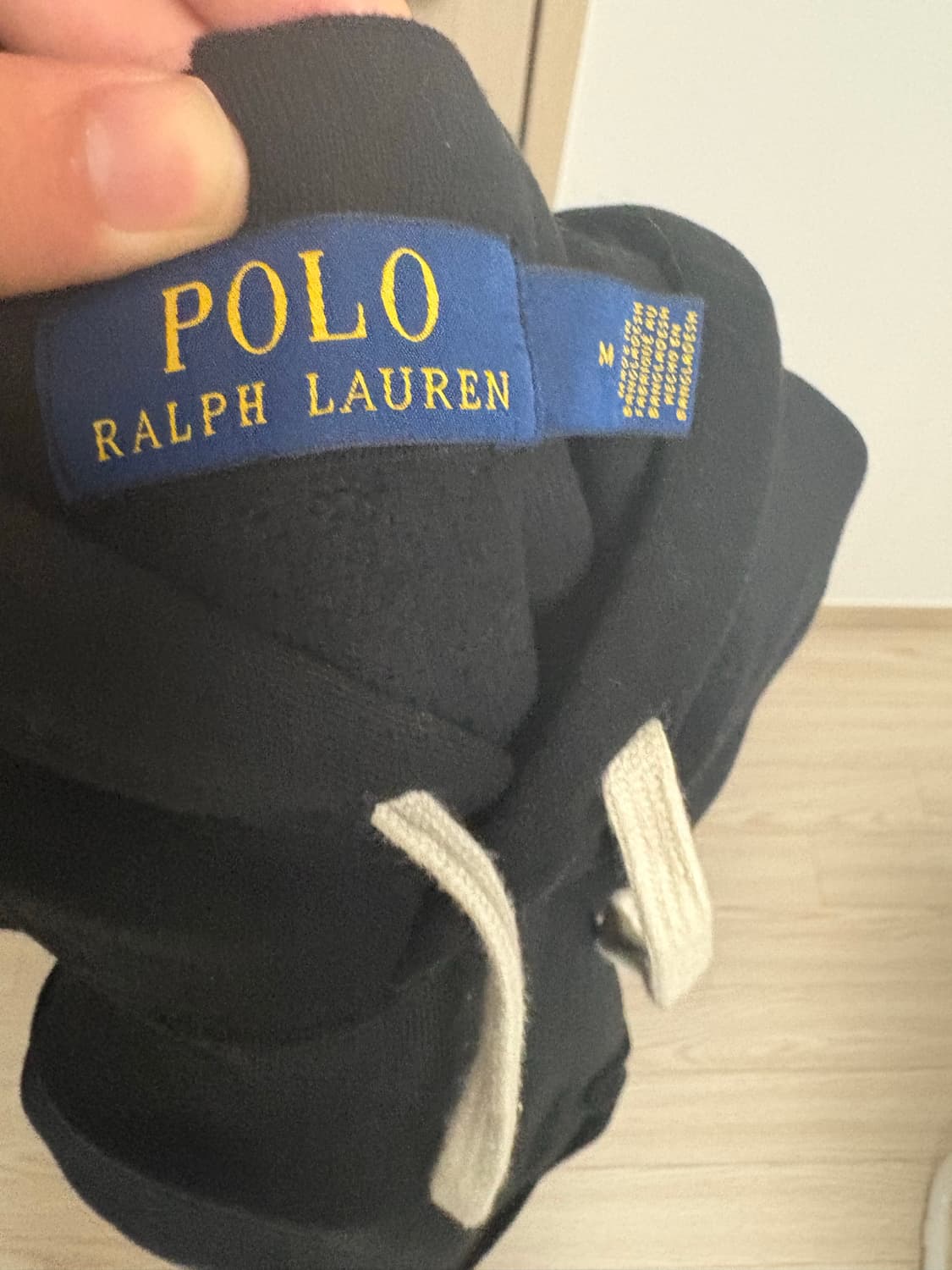 폴로 검정 후드티 상품이미지2