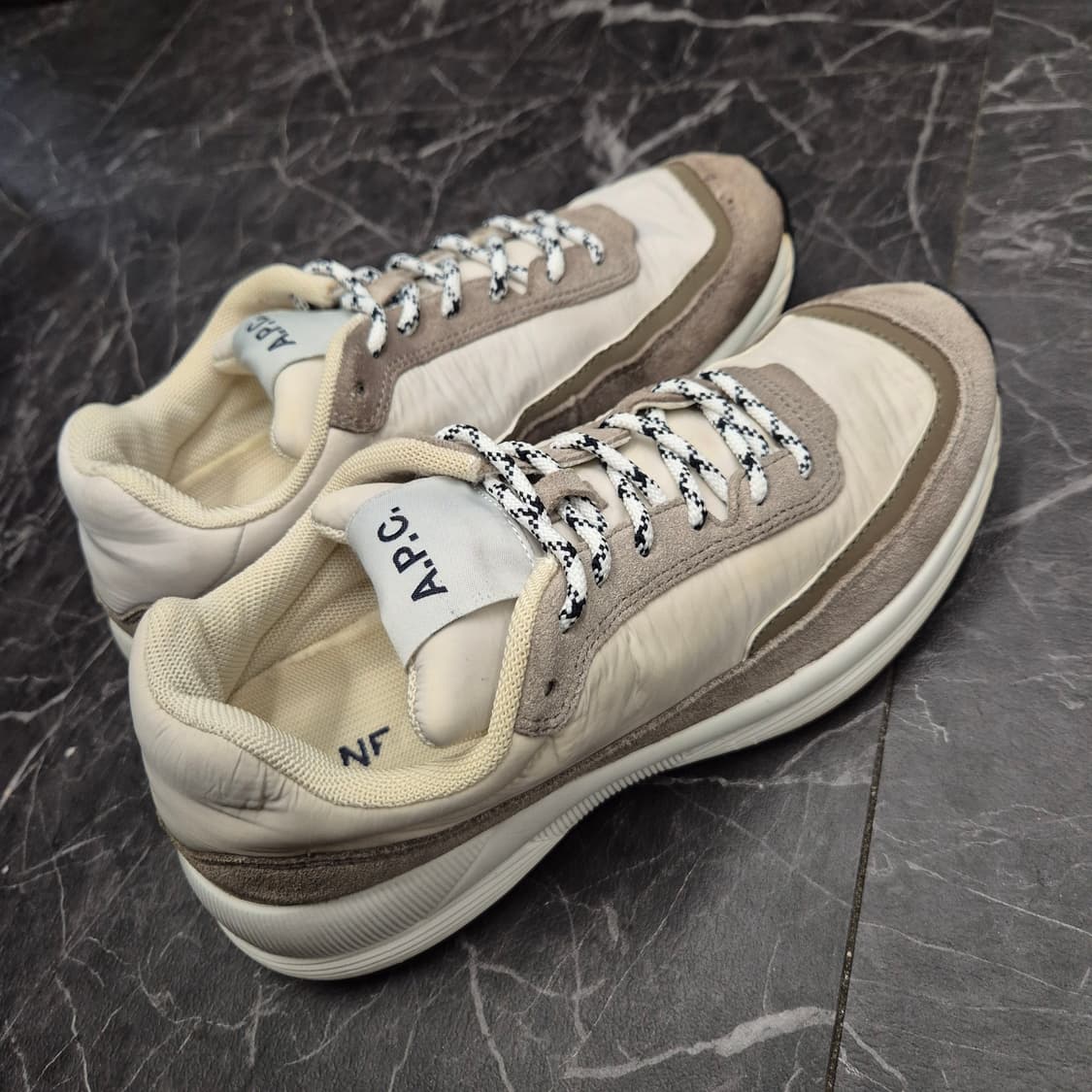 A.P.C. 테크노 러너 운동화 상품이미지3