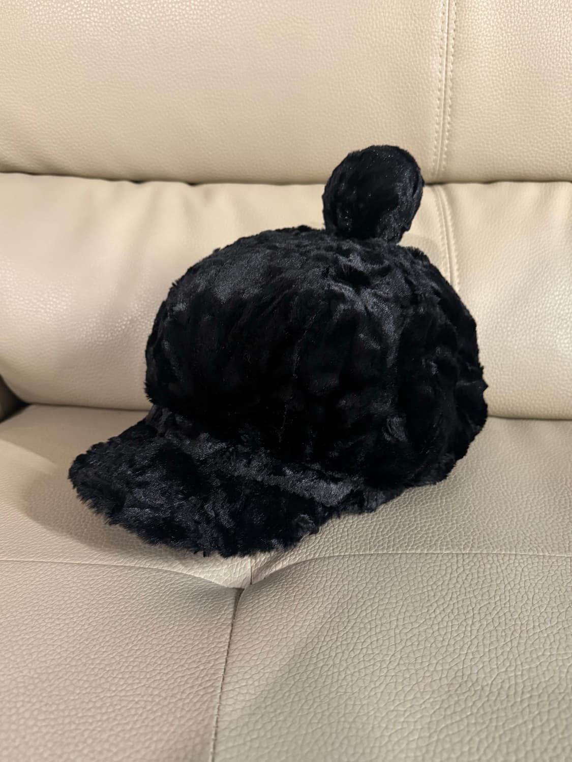 Velvet pompim detaul newsboy cap 상품이미지1