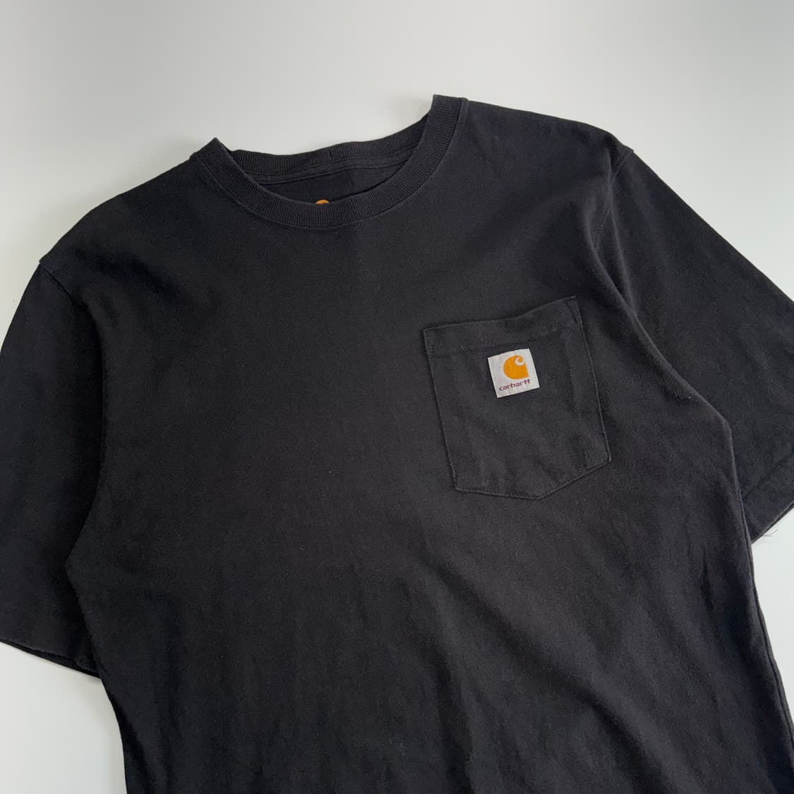 Carhartt 칼하트 원포켓 차콜 반팔 상품이미지4