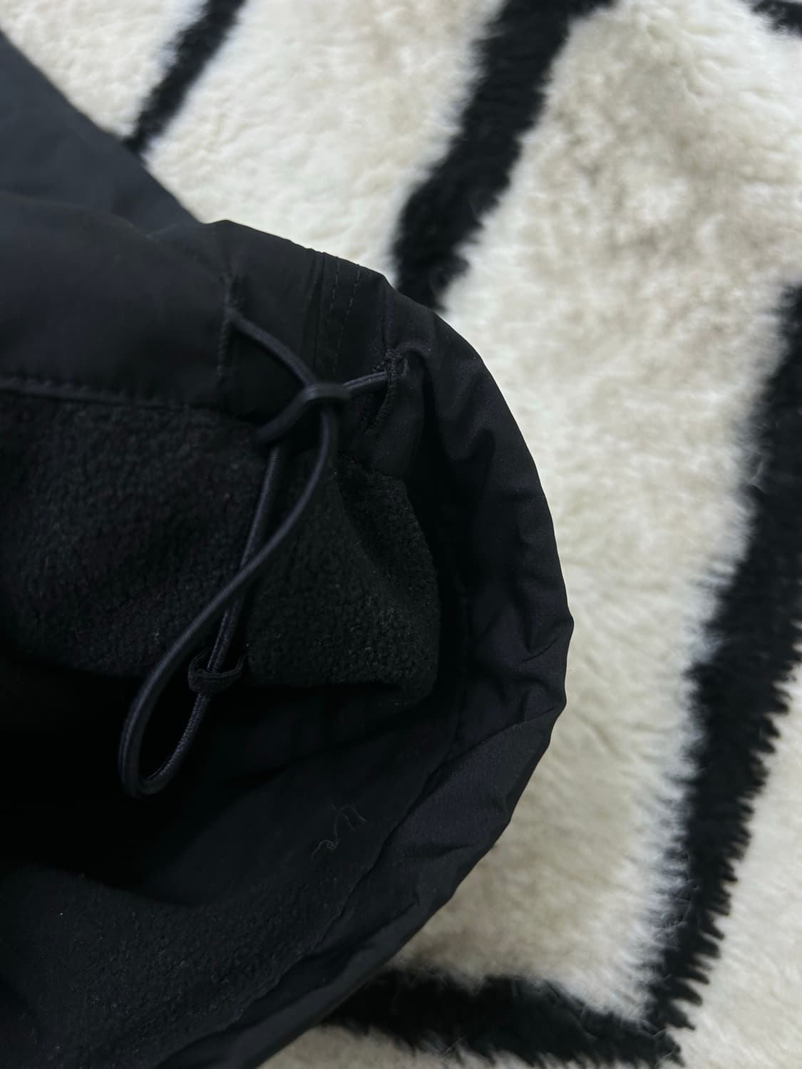 [S]유니클로 카고 나일론 기모 팬츠/블랙 상품이미지3