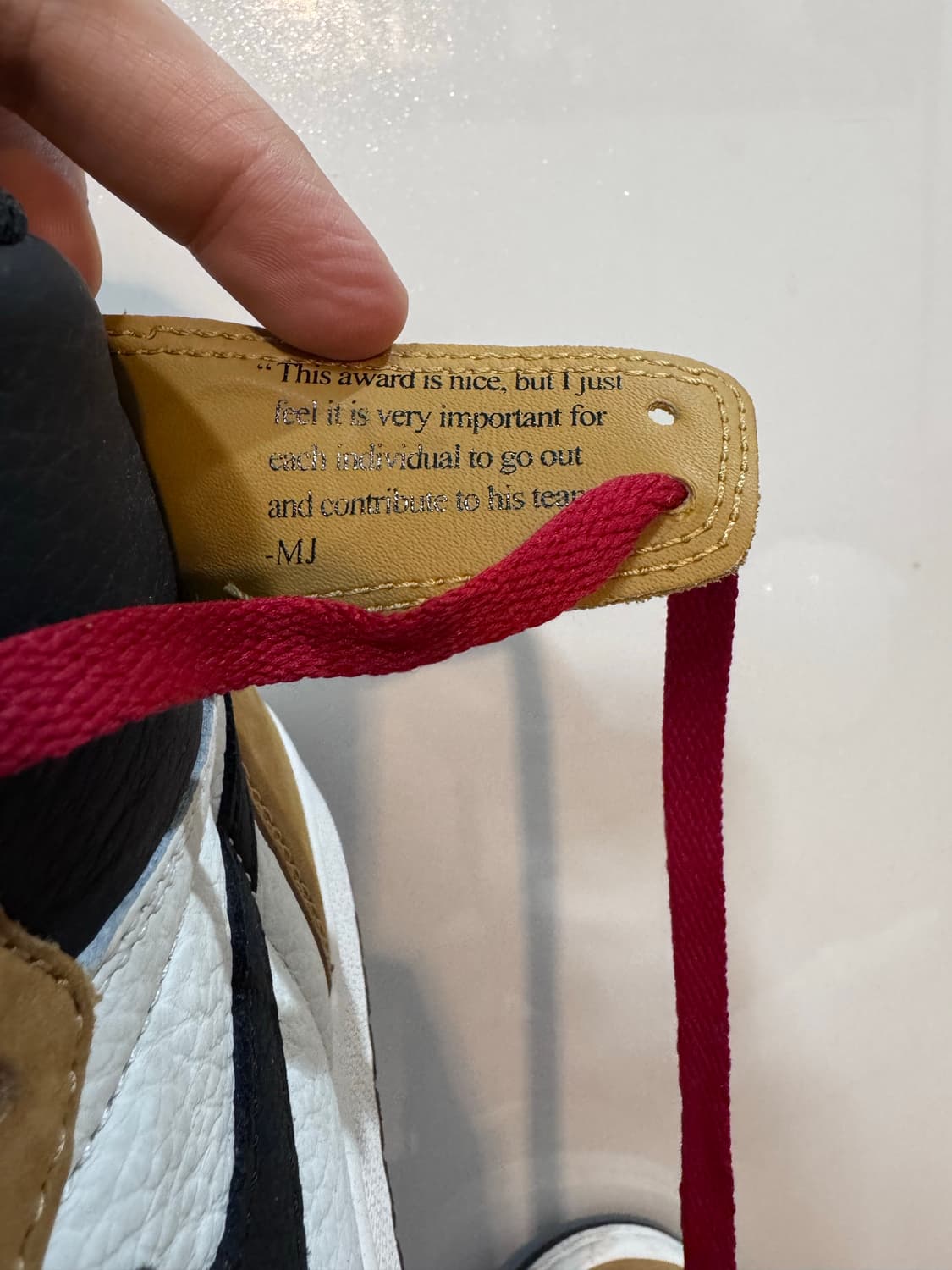 나이키 에어 조던 1 하이 OG 루키 250 상품이미지3