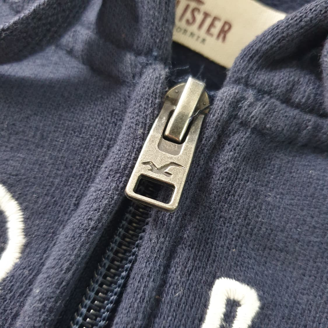 [무료배송] HOLLISTER 반팔 후드 집업 상품이미지3