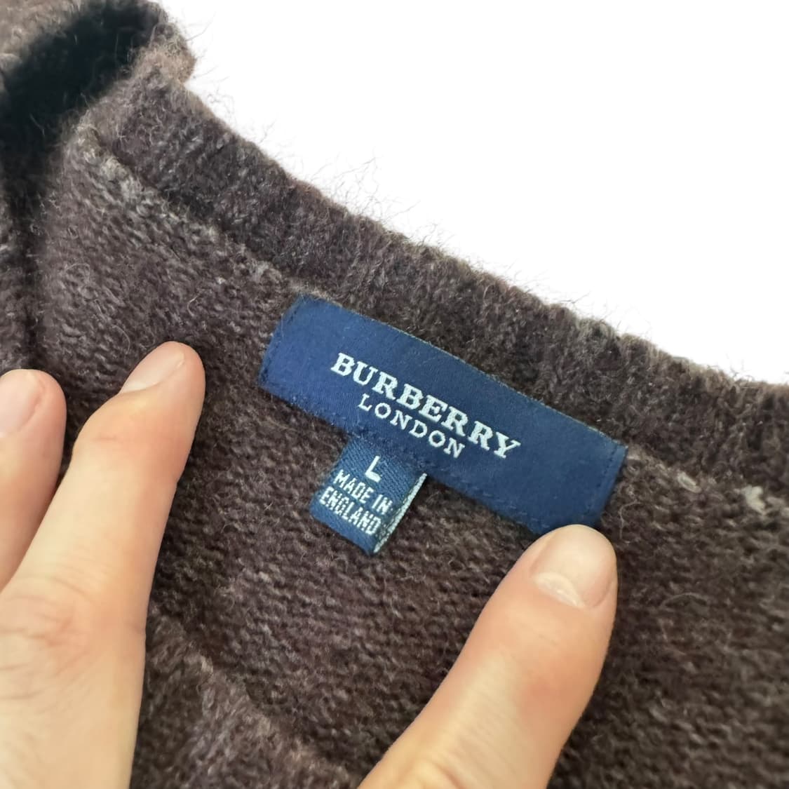 정품 버버리 노바체크 암패치 브라운 니트 상품이미지4
