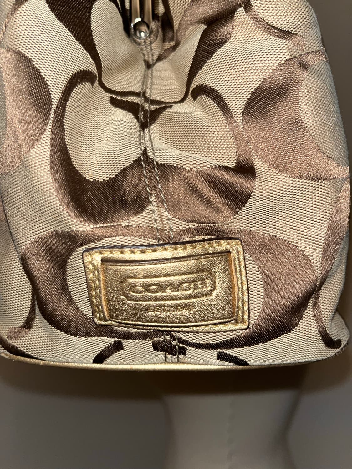 Coach Beige Square Bag 상품이미지4