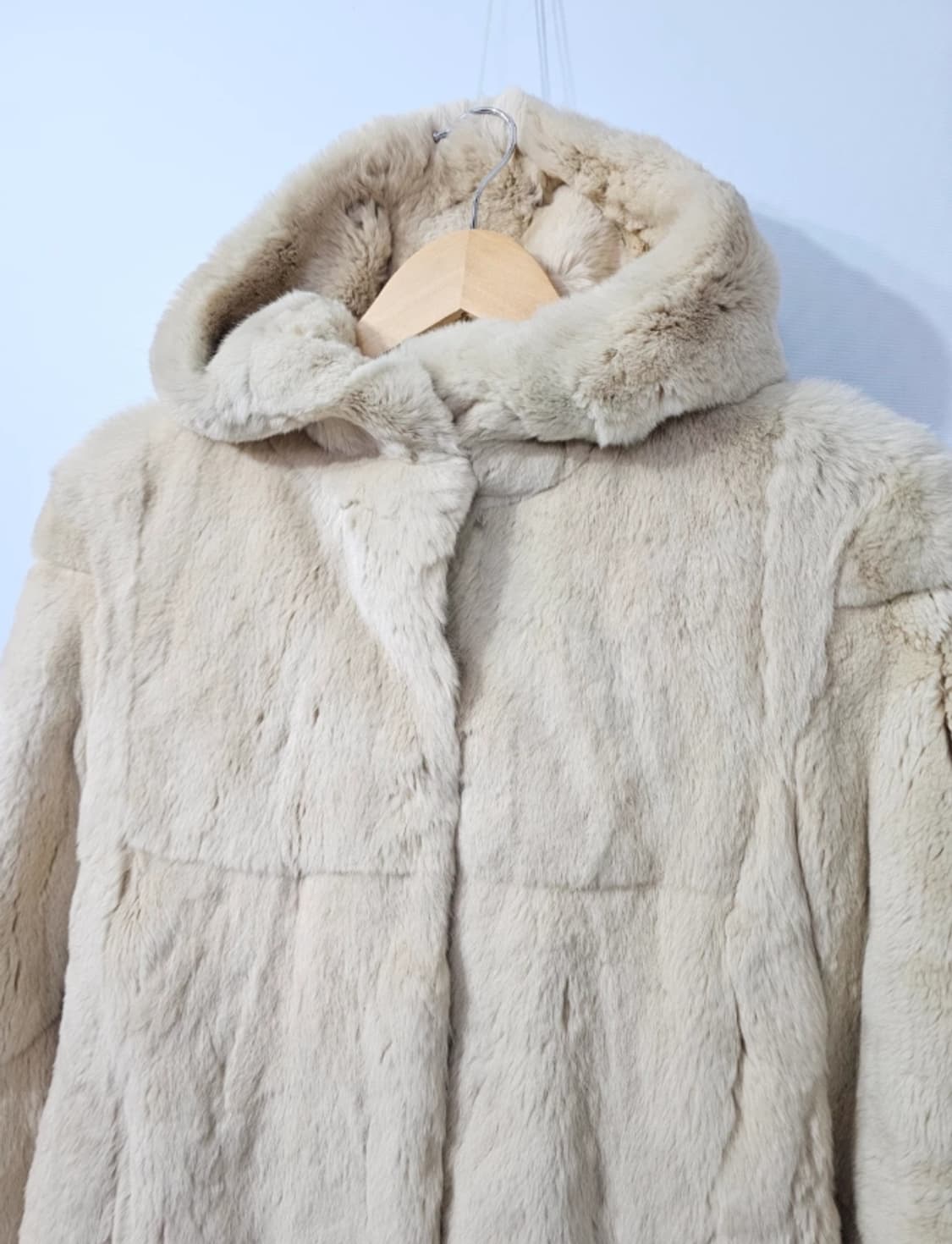 한섬 시스템 SYSTEM 렉스 래빗 후드 퍼 자켓 아이보리 상품이미지3