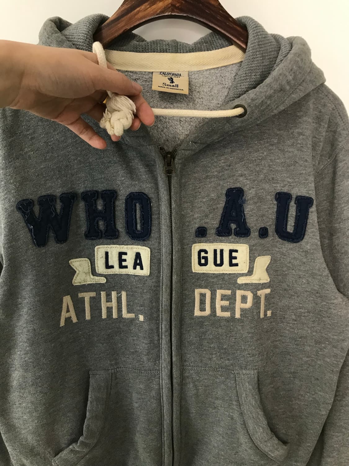 후아유 y2k 와투케 그레이 후드집업 상품이미지4