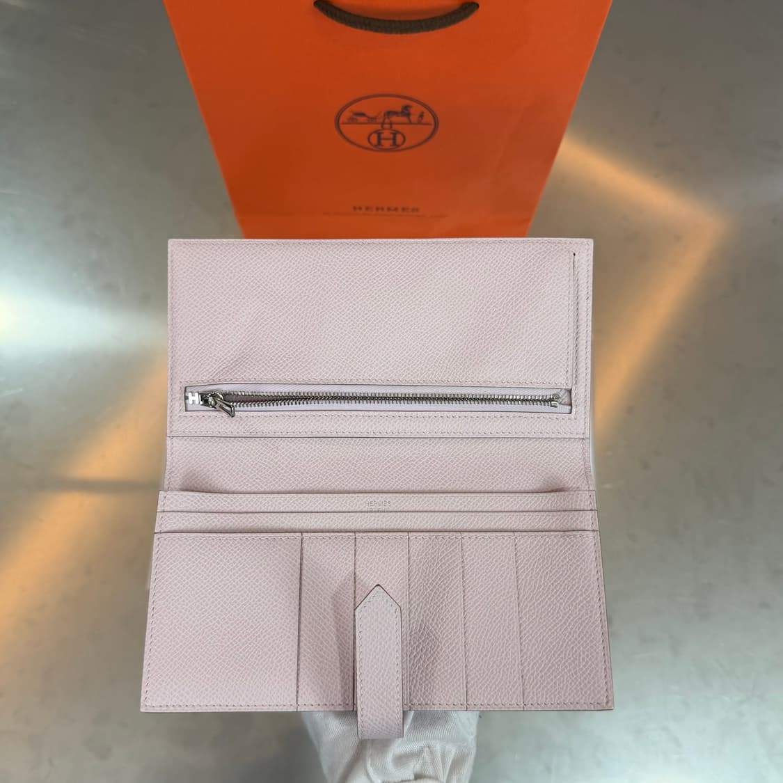 [리오브] 에르메스 베안 앱송 실버 로즈 사쿠라 장지갑 상품이미지4