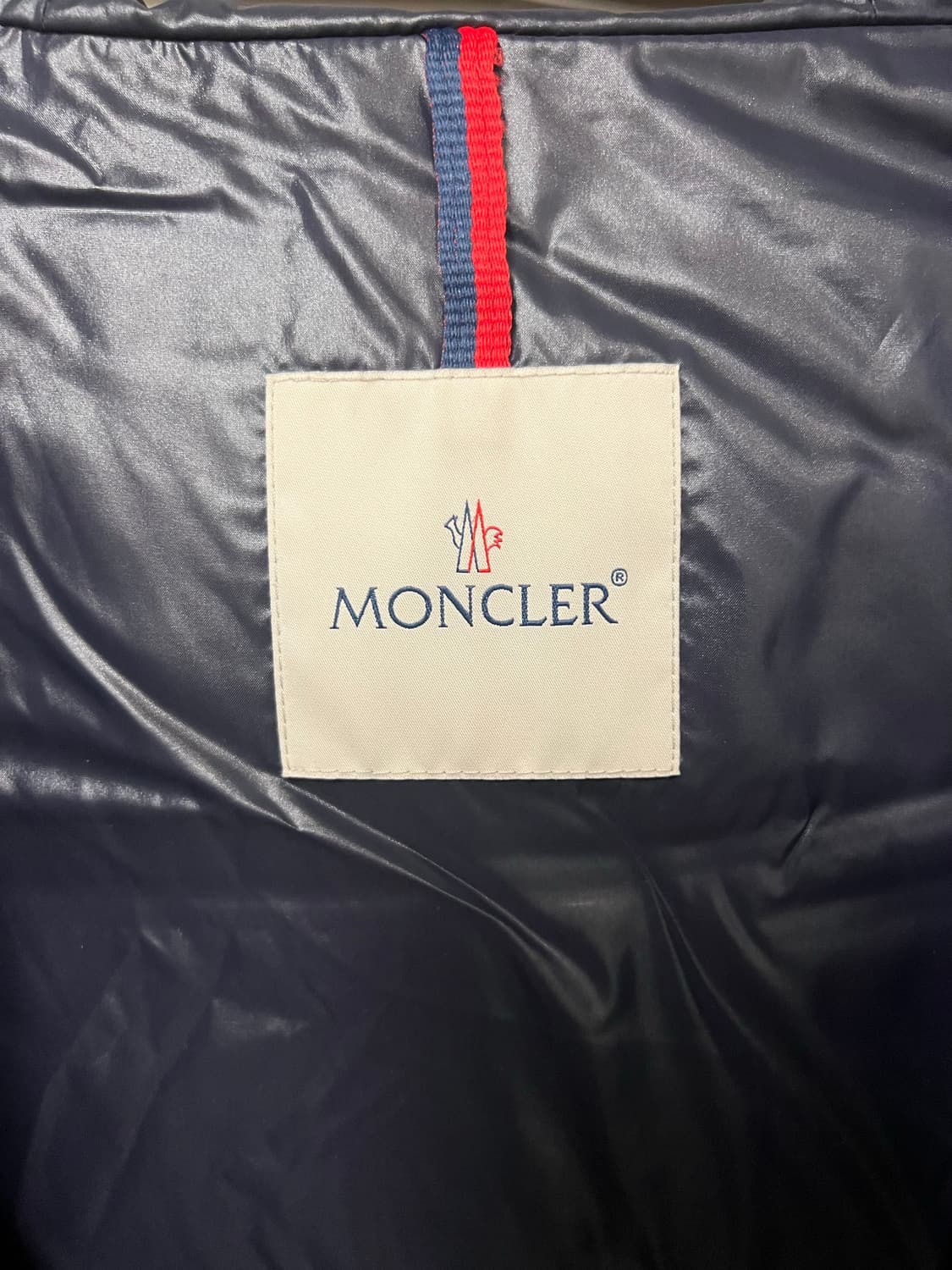 몽클레어 commercy 커머시 하프 롱 패딩 3사이즈 정품 상품이미지4