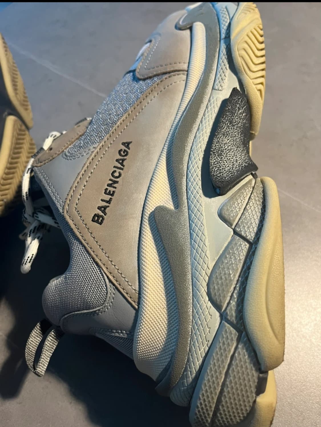 발렌시아가 트리플 S 스니커즈 43 275 상품이미지3