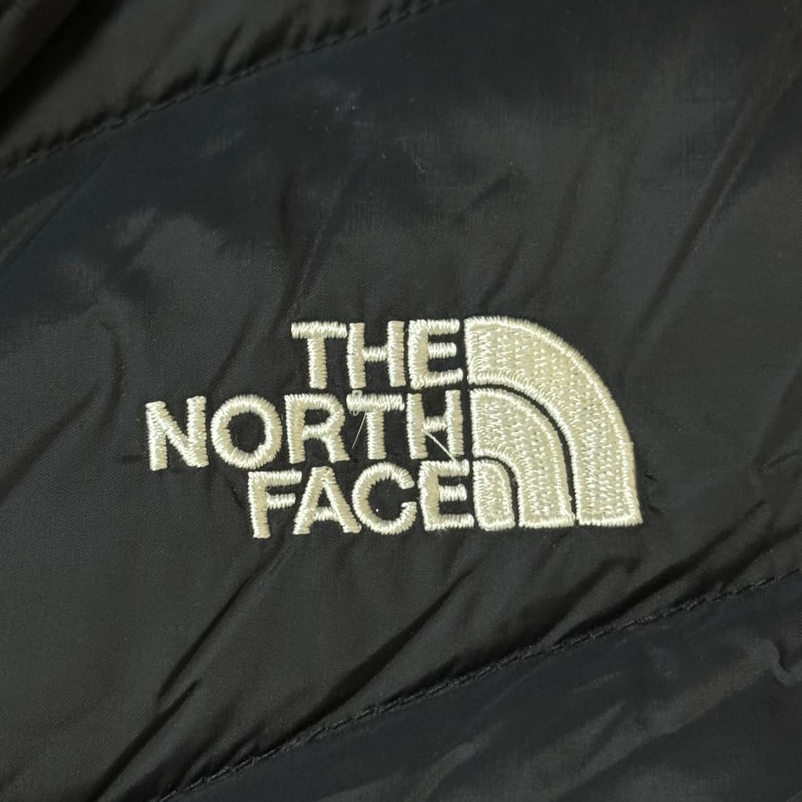 노스페이스 경량 패딩 자켓 여성용 상품이미지7