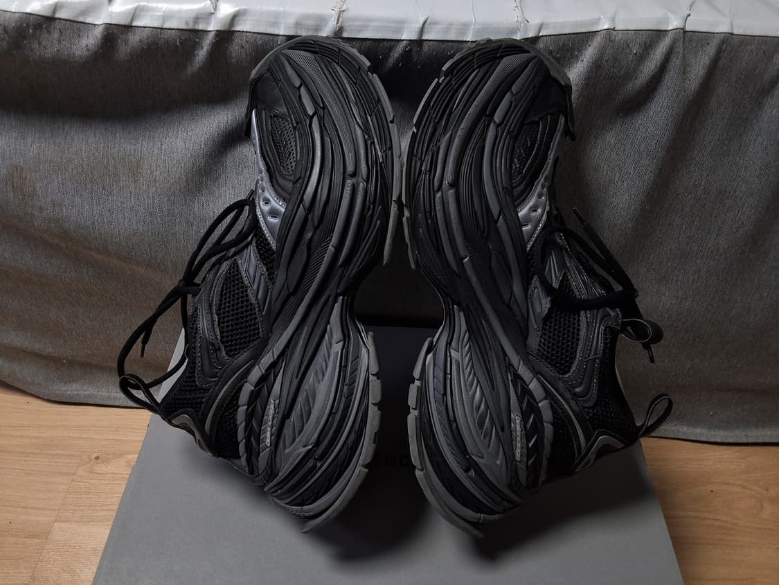 [새상품급] 발렌시아가 플랫폼 스니커즈 43 상품이미지3