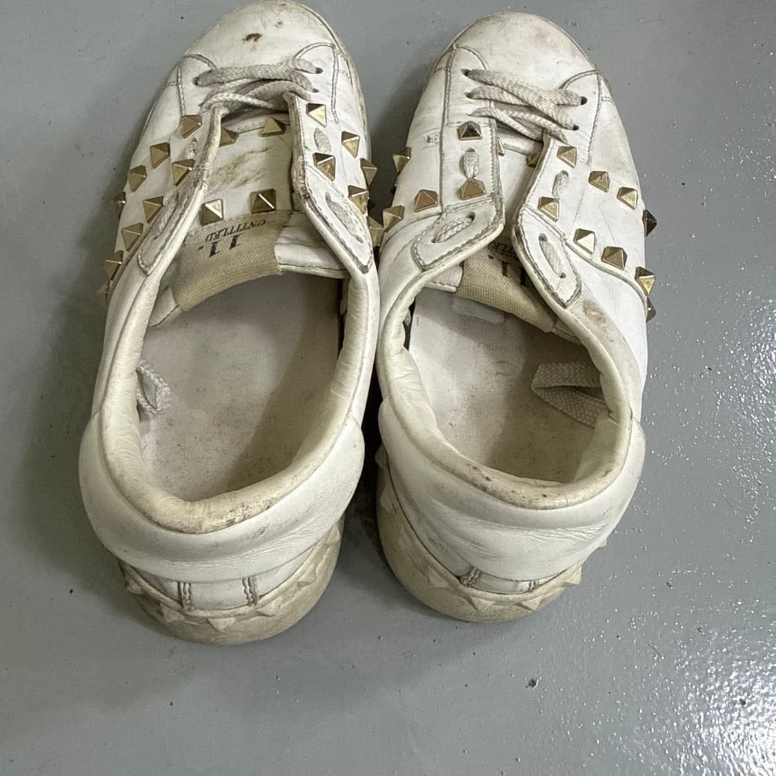 36 발렌티노 락스터드 스니커즈 0316T 상품이미지3