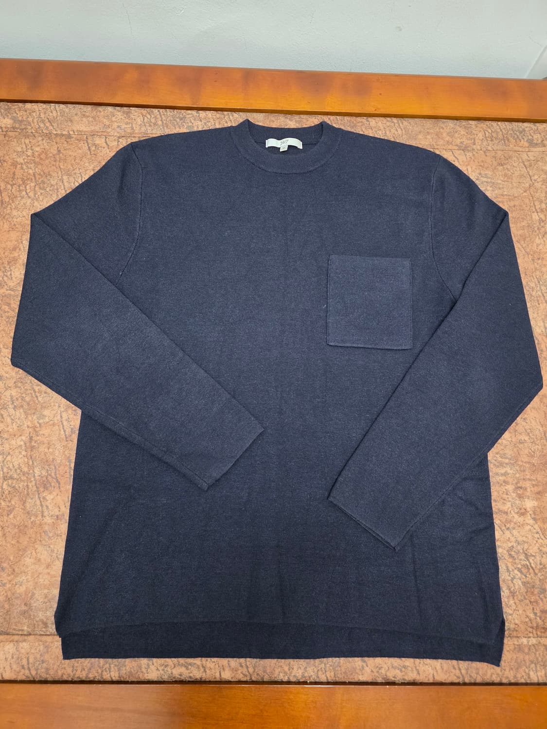 247 시리즈 라운드넥 포켓 니트 100 상품이미지1