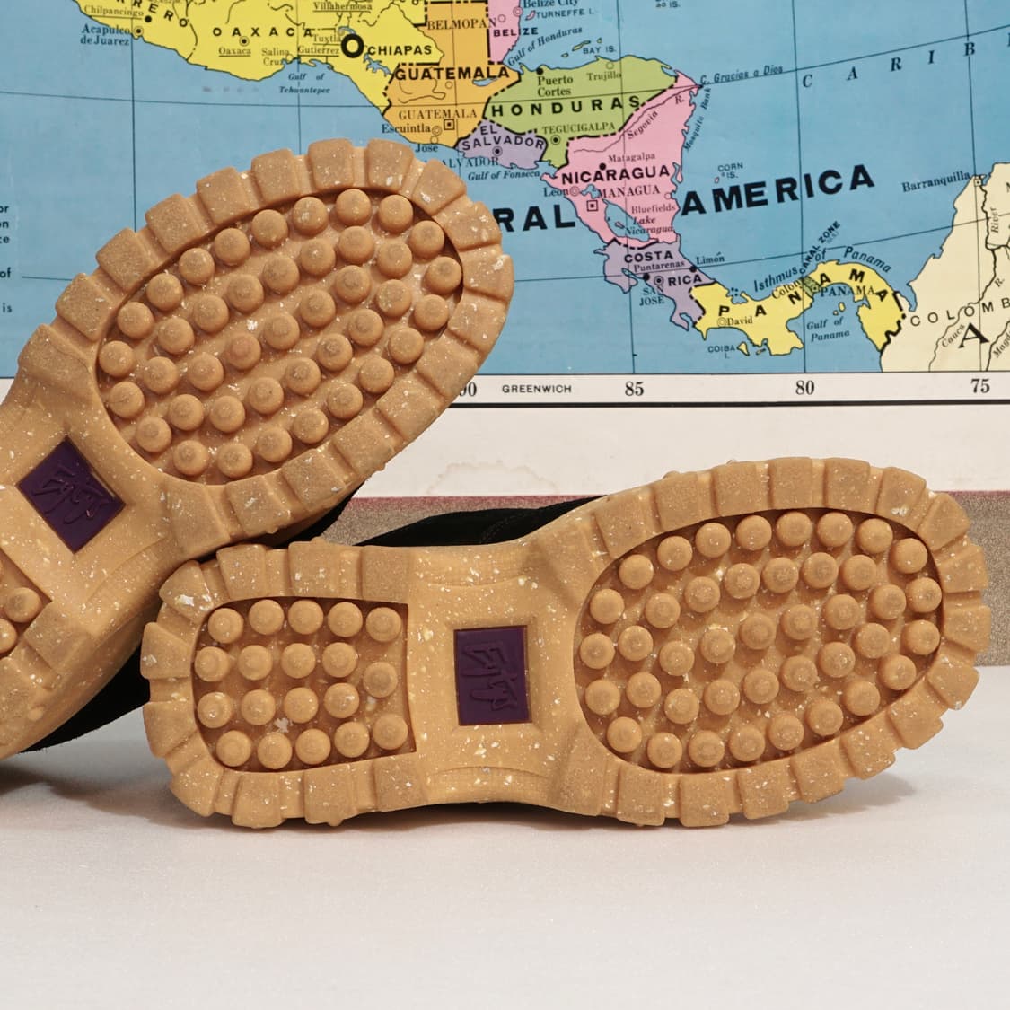 이티스 엔젤 스웨이드 청키 스니커즈 상품이미지8